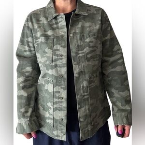 NWT Universal Thread Camouflage Jacket